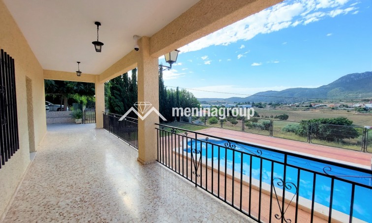 Villa - Venta - Hondón de las Nieves - MNN47452