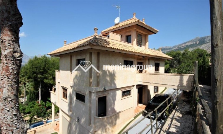 Venta · Villa · Altea