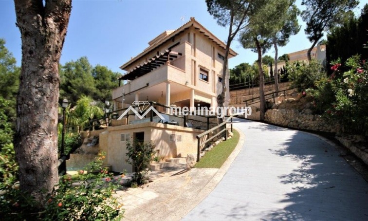 Venta · Villa · Altea