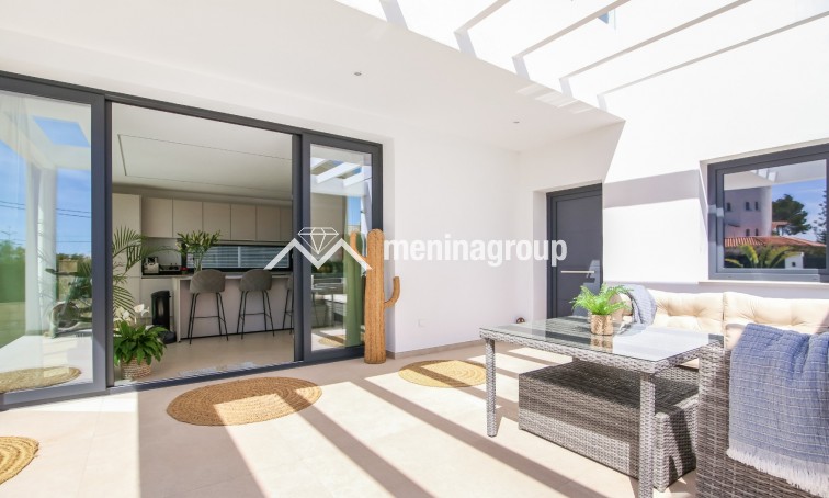 Venta · Villa · La Nucia