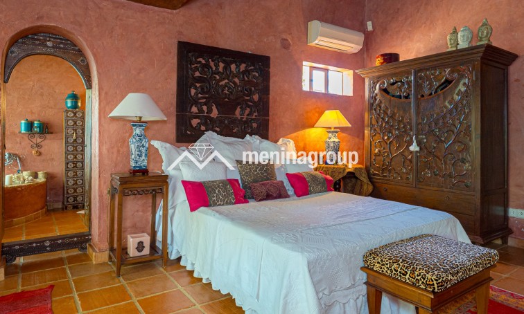 Venta · Villa · Benidorm
