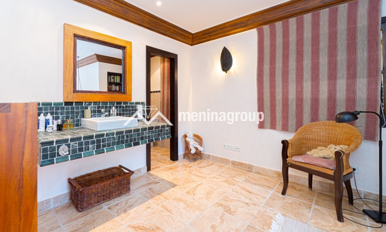 Venta · Villa · Benidorm