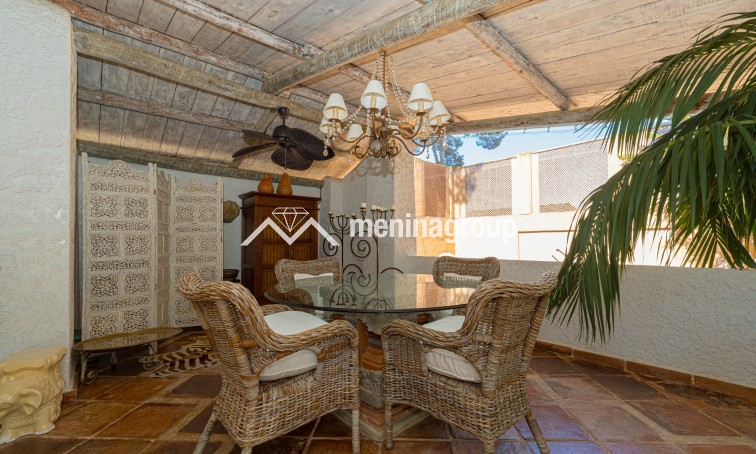 Venta · Villa · Benidorm