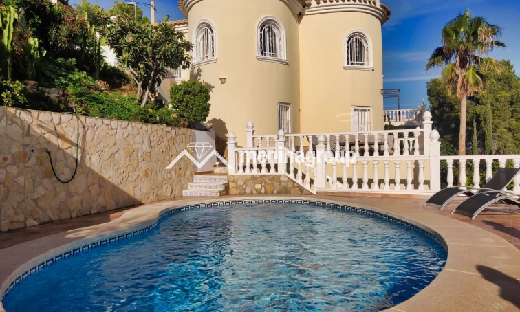 Villa - Venta - La Nucia - La-Nucía