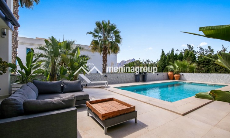 Sale · Villa · Calpe