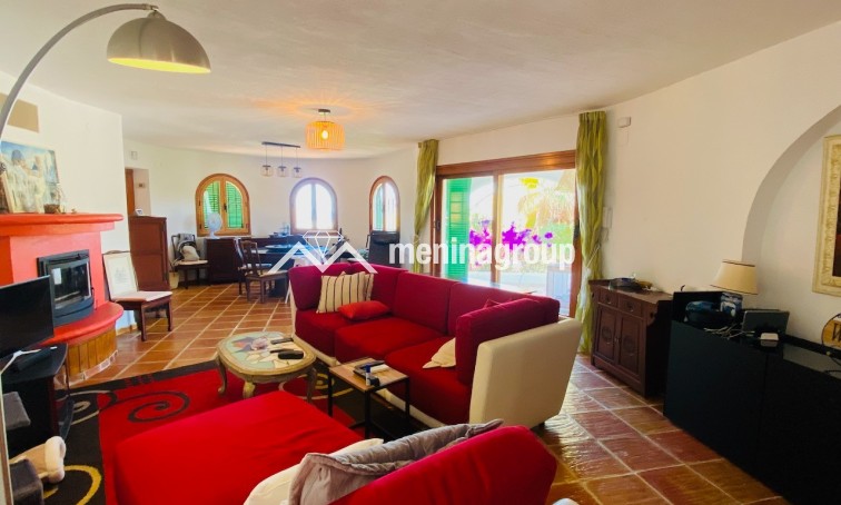 Venta · Villa · Altea