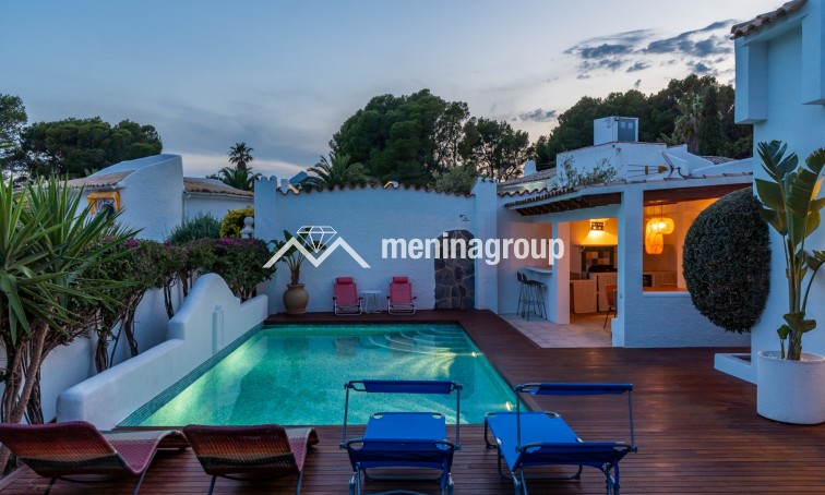 Venta · Villa · Altea