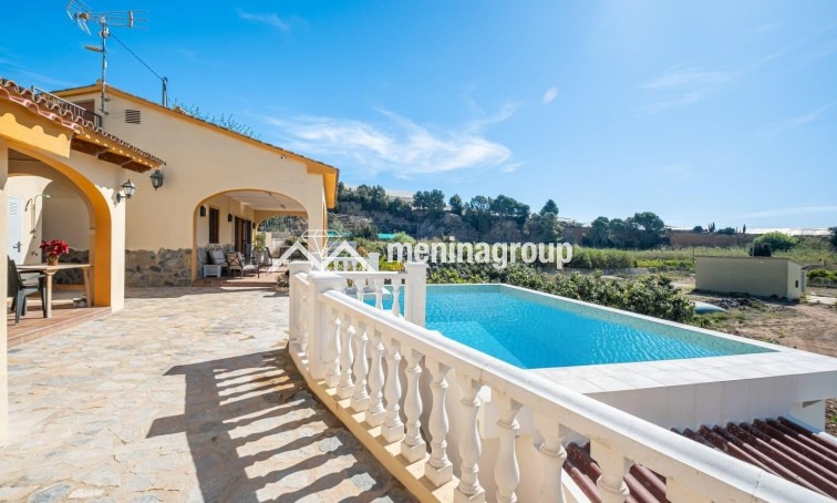 Venta · Villa · Altea