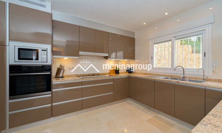 Venta · Villa · Altea