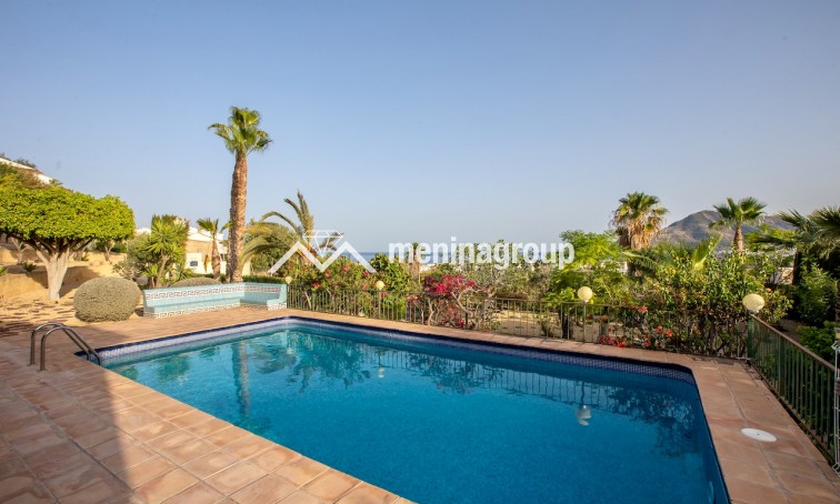 Sale · Luxury villa · Altea