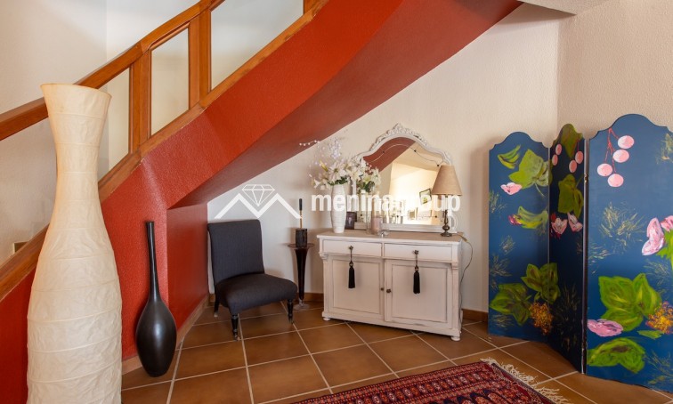 Sale · Luxury villa · Altea