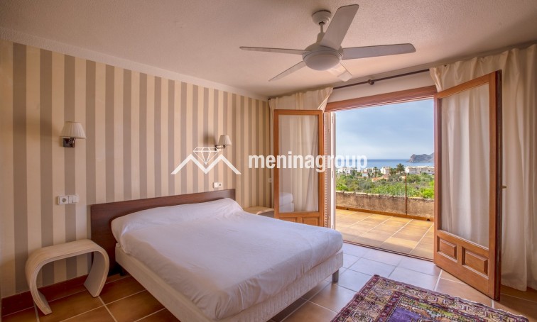 Sale · Luxury villa · Altea